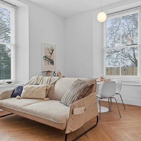 Pass The Keys New Converted In A Truly Idyllic Setting *